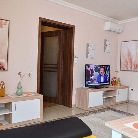Unicum Apartman Hajdúszoboszló Exteriör bild