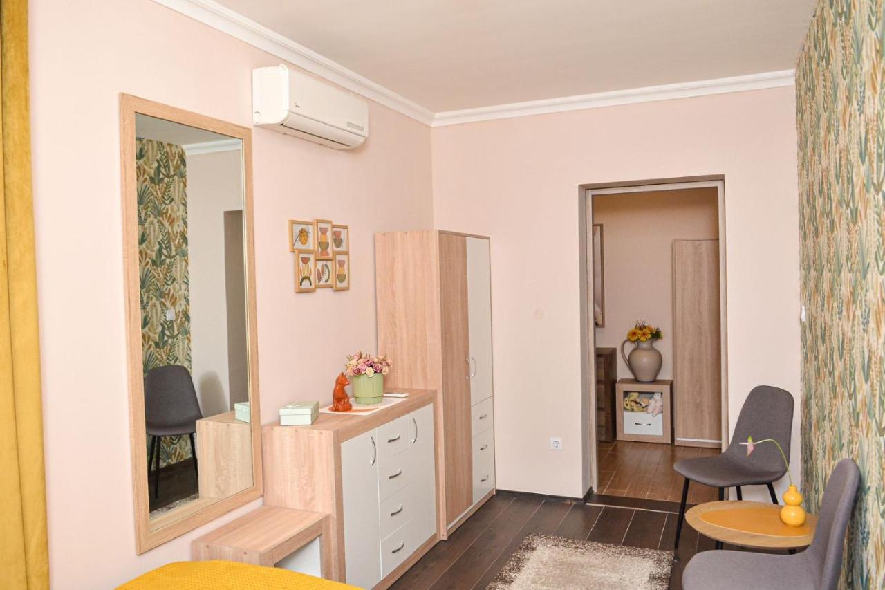Unicum Apartman Hajdúszoboszló Exteriör bild
