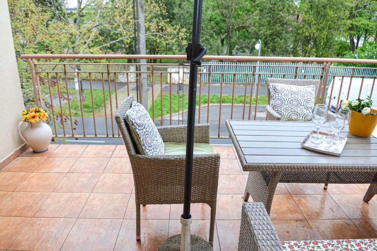 Unicum Apartman Hajdúszoboszló Exteriör bild