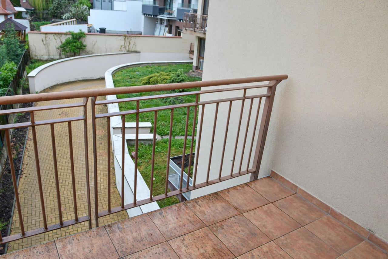 Unicum Apartman Hajdúszoboszló Exteriör bild